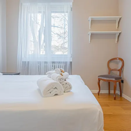 公寓 Vicino Stazione, Brixia Apartmet 布雷西亚