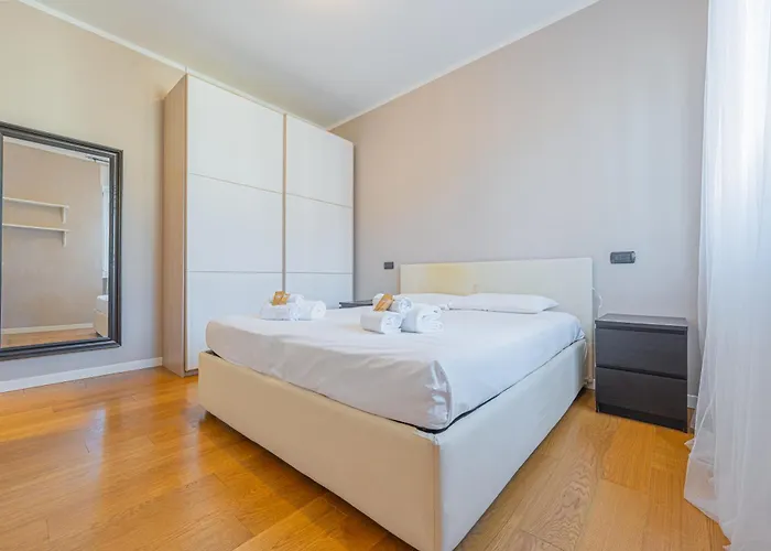 Vicino Stazione, Brixia Apartmet Apartment