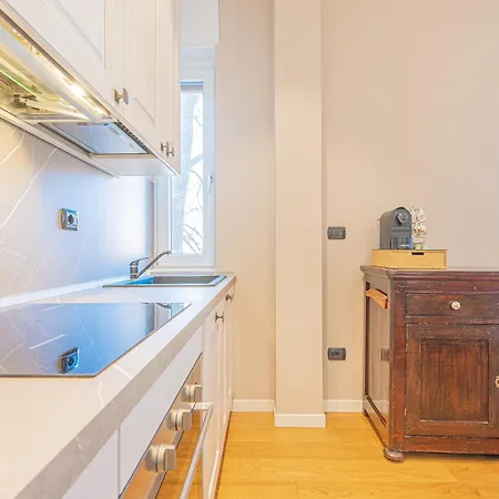 Vicino Stazione, Brixia Apartmet * ברשה
